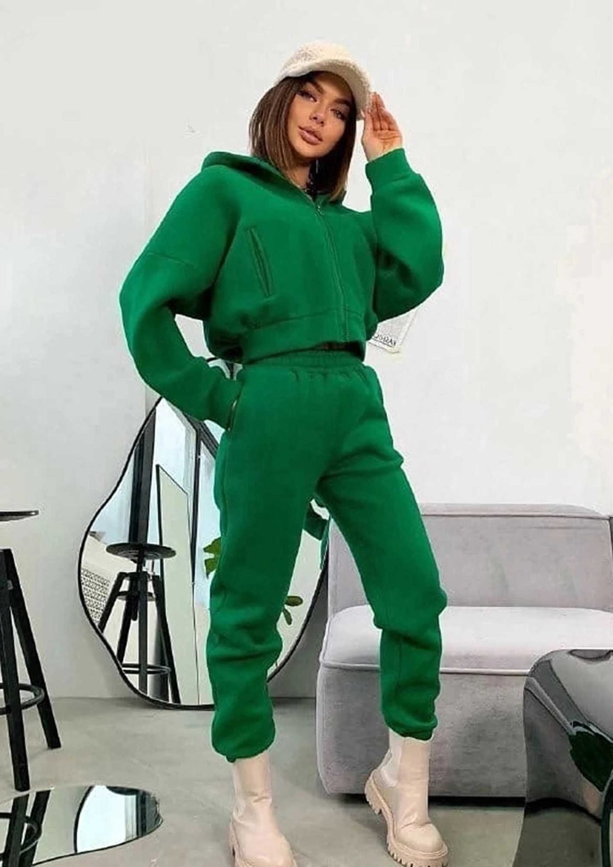 Drop Shoulder Crop Length Hoodie Jogger Set Tracksuit QA-2256